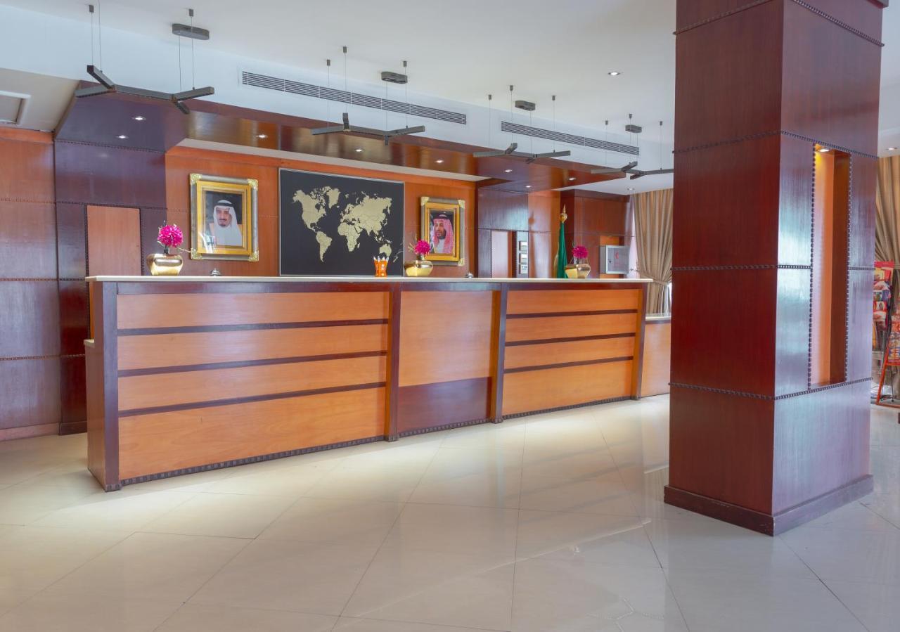 ปราฮา โฮเต็ล Hotel เจดดาห์ ภายนอก รูปภาพ